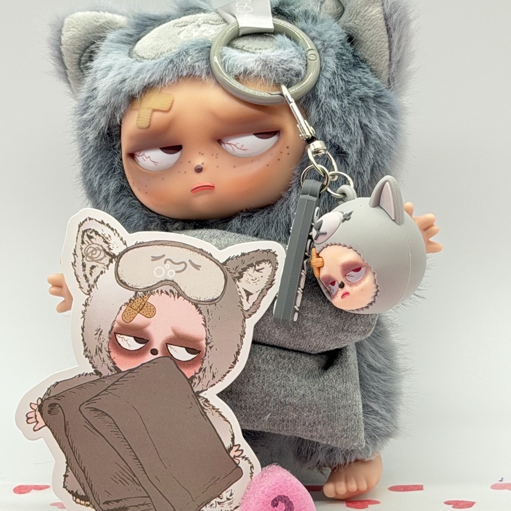 😴💤 Grumpipi Whispers to Dreamland — Fan Fan Figure + Promo Keychain - Picture 3 of 7